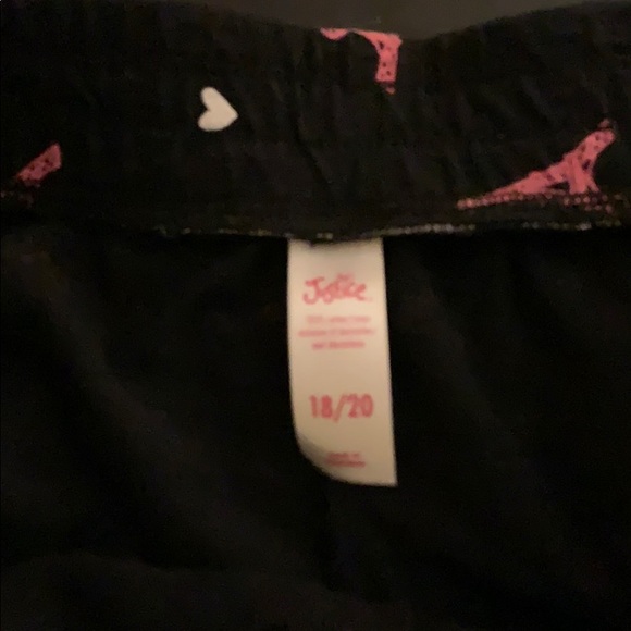 Eiffel tower shorts - Picture 2 of 3